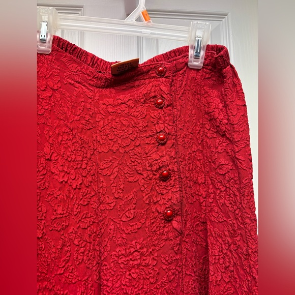 URU Red Textured Silk Opera Pants – Size 2 (Fits 8–14) - Picture 3 of 9